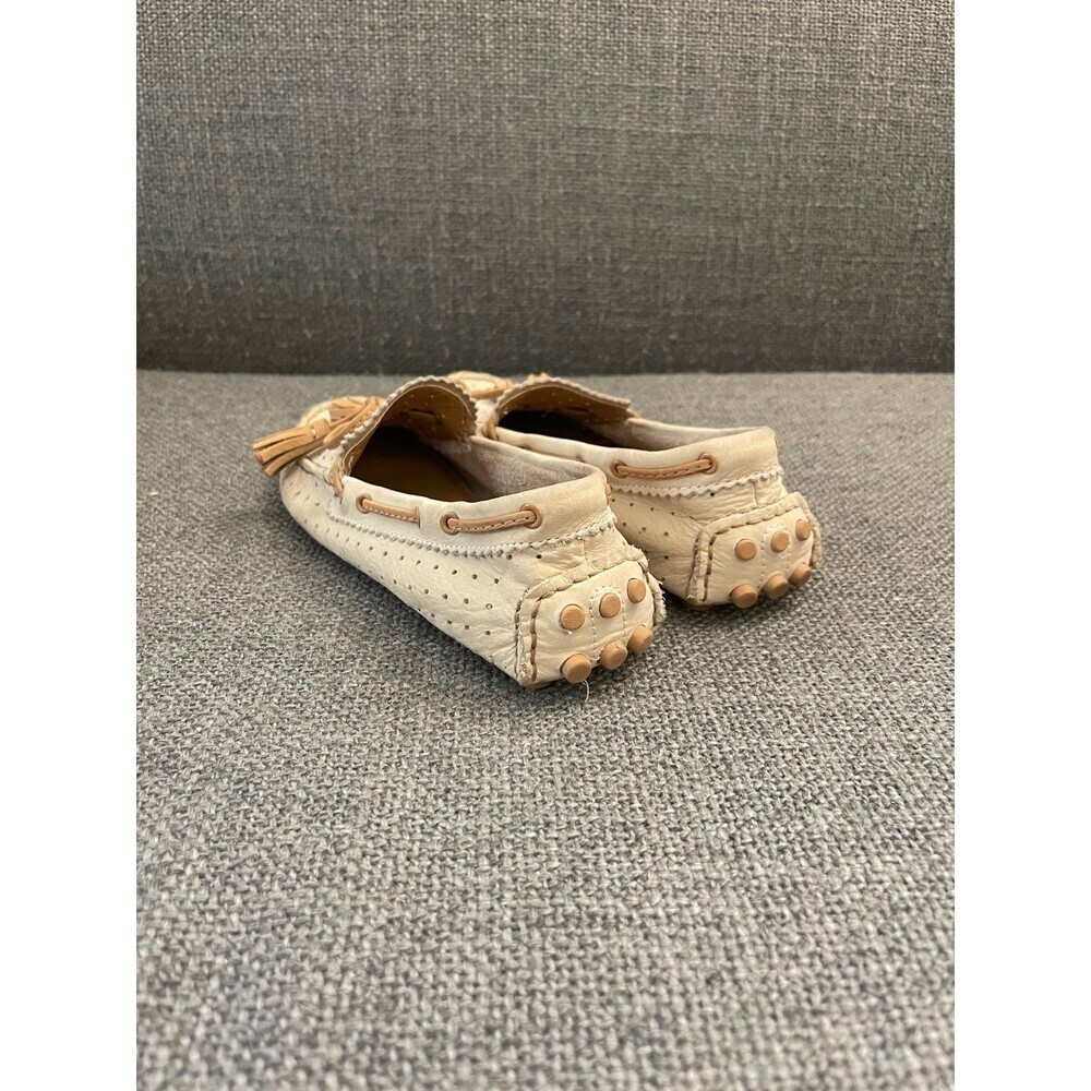 Cream Leather Coach Moccasins 6.5 - Picture 6 of 10